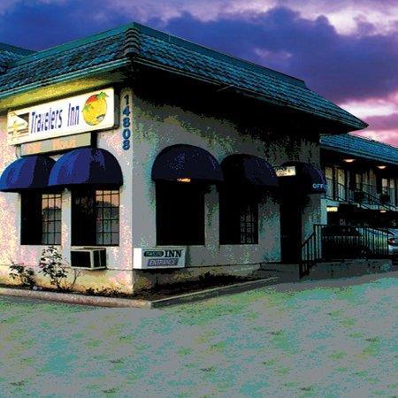 Travelers Inn Lax/론달 외부 사진